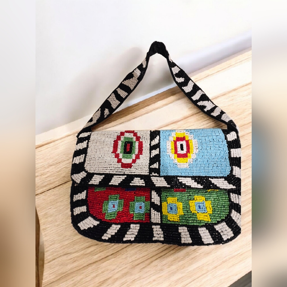 VINTAGE 80's Comeco Handmade Beaded Purse 9x6" MINT.Rare To Find.Like New